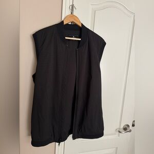 Reigning champ insulated vest